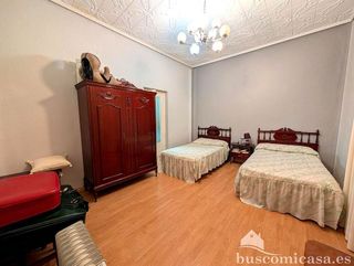 Edificio en venta en Linares