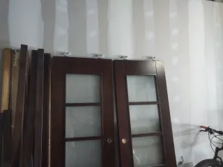 Puerta madera con cristal