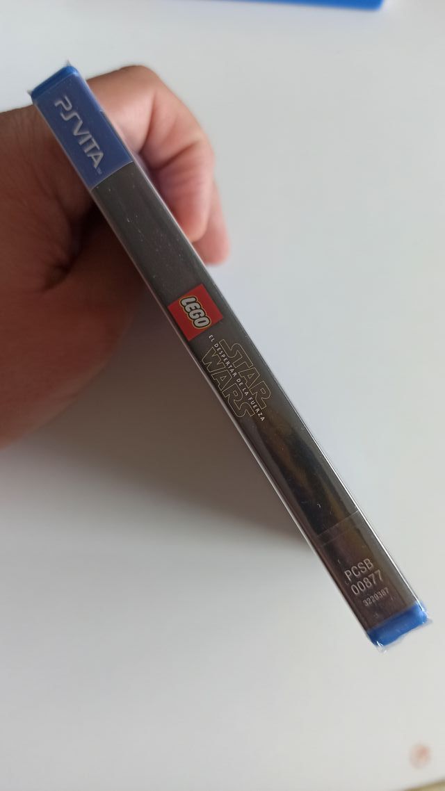 LEGO Star Wars: O Despertar da Força Lacrado para PS Vita