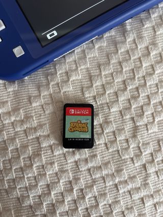 Nintendo Switch Lite + Animal Crossing