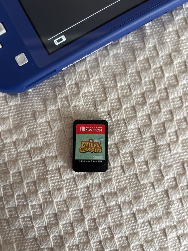 Nintendo Switch Lite + Animal Crossing