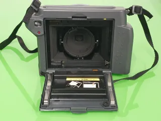 Cámara Fujifilm Instax 100 Negra y Azul