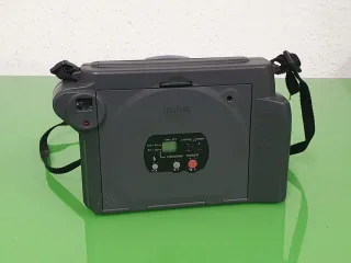 Cámara Fujifilm Instax 100 Negra y Azul