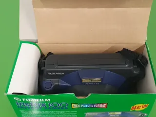 Cámara Fujifilm Instax 100 Negra y Azul