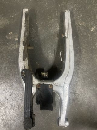 Basculante y Amortiguador Aprilia Pegaso