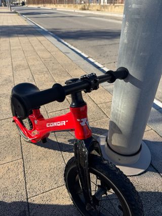 Bicicleta sin pedales Conor 12” Roja