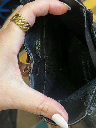 Stivaletti donna eco coccodrillo neri