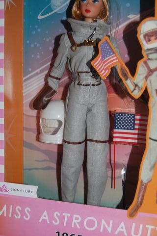 Barbie Miss Astronaut repro 1965