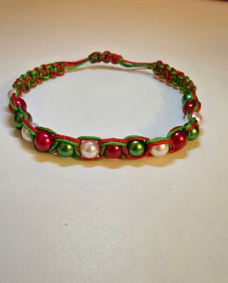 Bracciale natalizio con perline