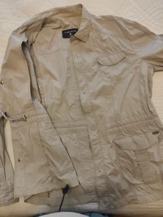 Trench de entretiempo beige