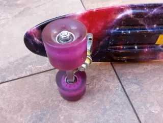 Monopatín Galaxy 56 cm, poco uso