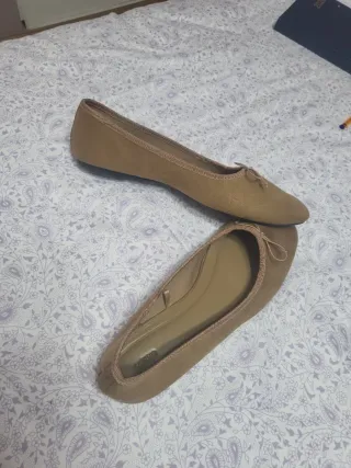 Bailarinas beige/marrón con lazo