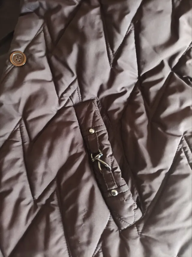 Piumino donna vintage trapuntato marrone