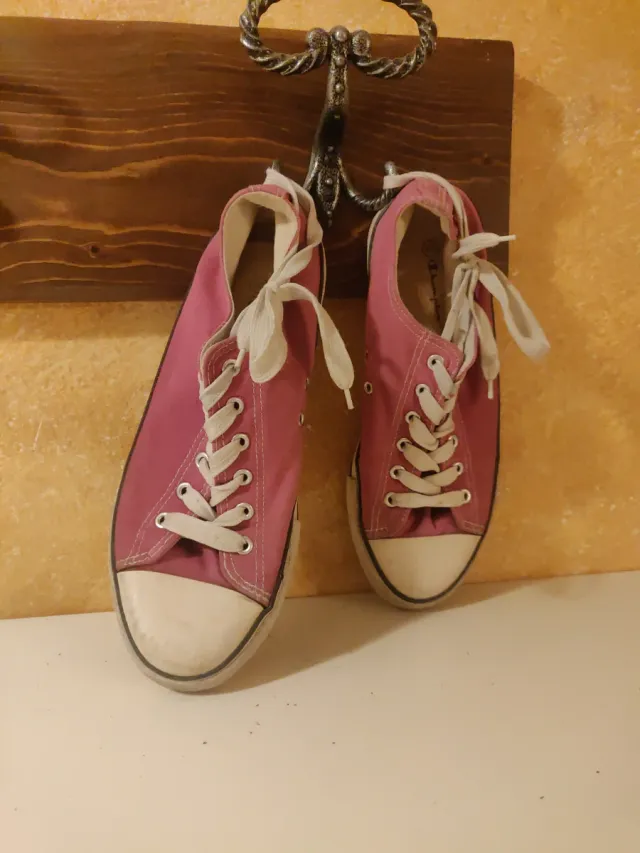 Scarpe da ginnastica rosa