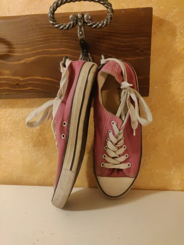 Scarpe da ginnastica rosa