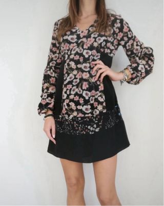 Vestito nero con fiori Silvian Heach