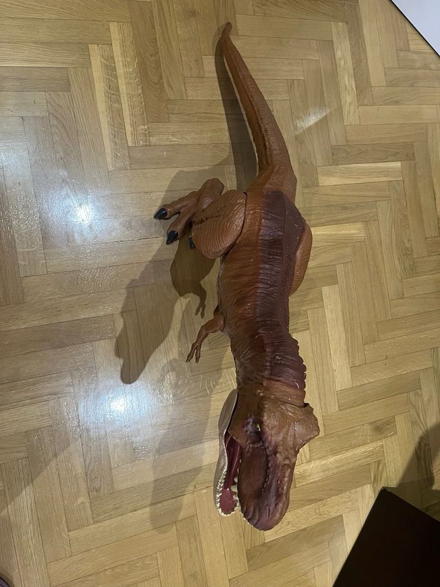 Figura T-Rex Colosal