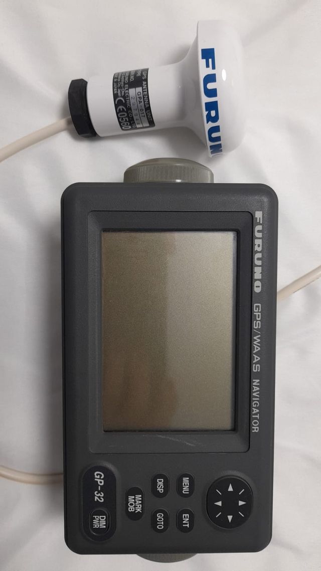 Furuno GPS/WAAS Navigator GP-32