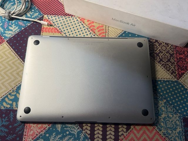 MacBook Air 13" Argento