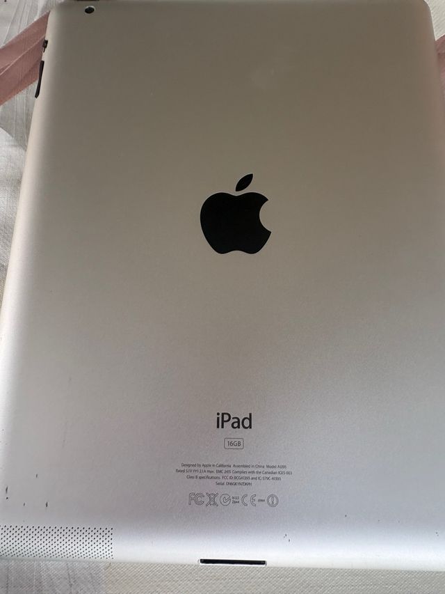 Apple iPad Blanco Tiene el protector de pantalla