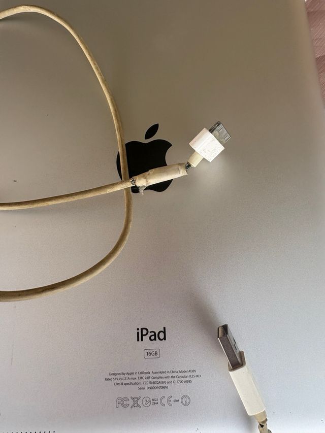 Apple iPad Blanco Tiene el protector de pantalla