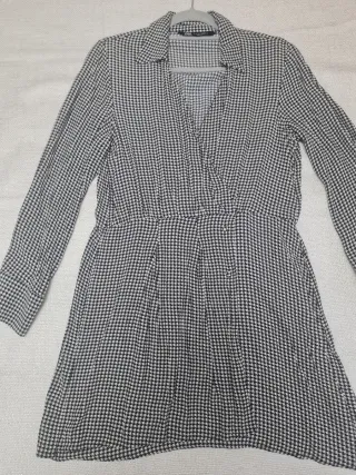 Vestido ZARA estampado pata de gallo.