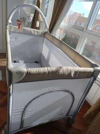 Cuna de viaje + Colchón y protector