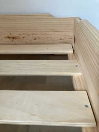 Cama Montessori baja de madera. LUFE. 90x190