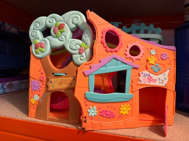 Casita Littlest Pet Shop