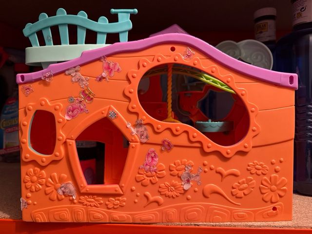 Casita Littlest Pet Shop