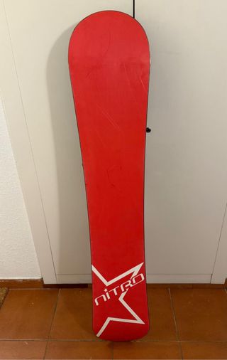 Tabla de Snowboard Nitro Roja