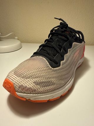 Zapatillas Running Under Armour Naranja/Blanco