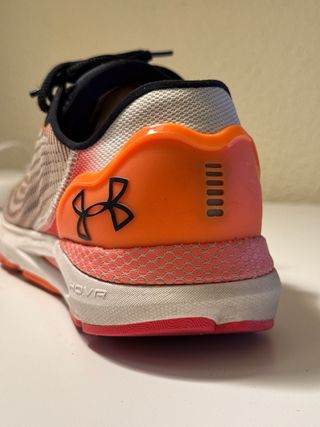 Zapatillas Running Under Armour Naranja/Blanco