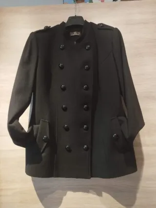 Chaquetón cruzado mujer negro