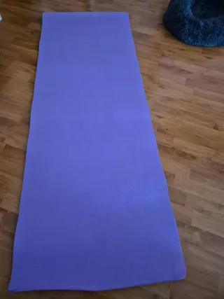 Esterilla de yoga morada