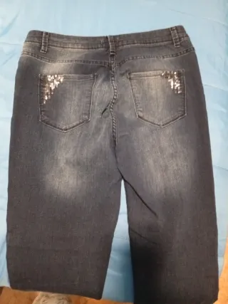 Pantalón vaquero mujer con pedrería