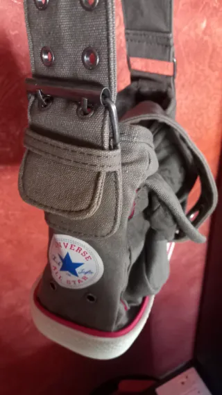 Bolso Converse gris y rosa