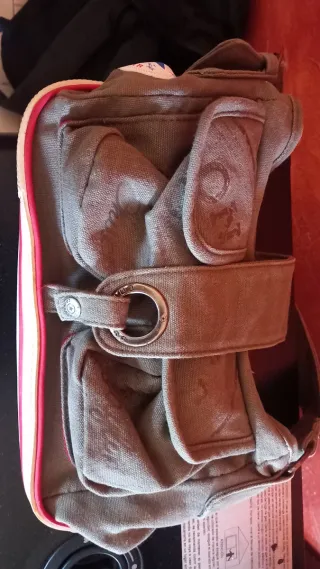 Bolso Converse gris y rosa