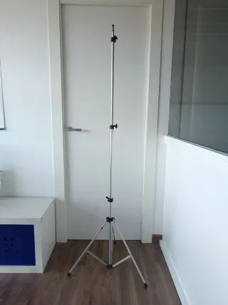 Trípode Manfrotto Plata