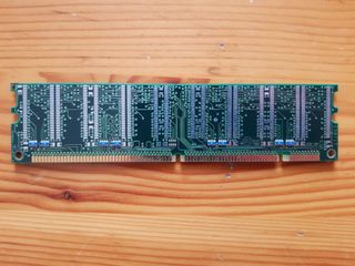 Modulo RAM Siemens 64MB PC100 SDRAM