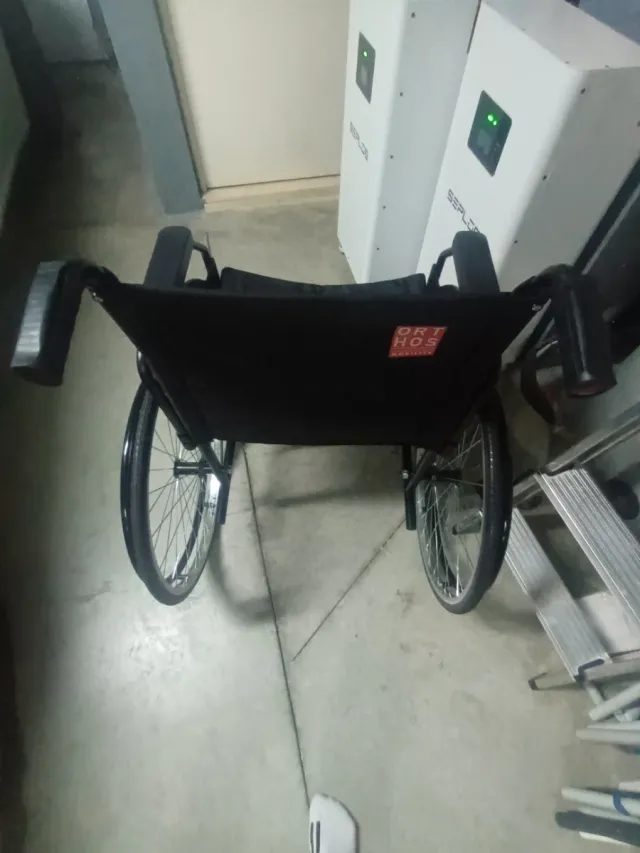 Silla de ruedas .
