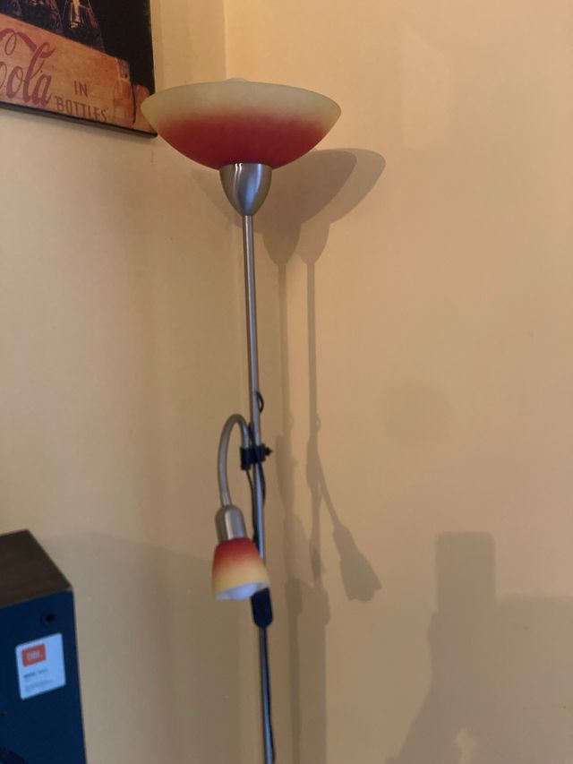 Lampada da terra design moderno