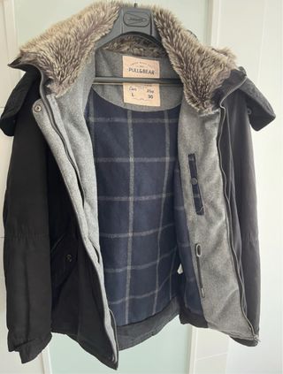 Chaquetón Pull and Bear Negro