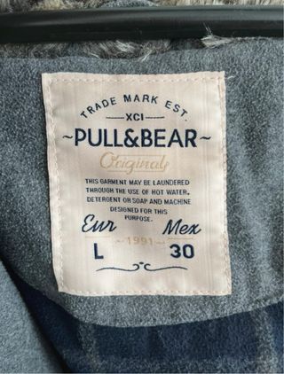 Chaquetón Pull and Bear Negro