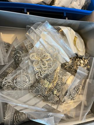 Lote Abalorios Bisutería más de 4000 piezas