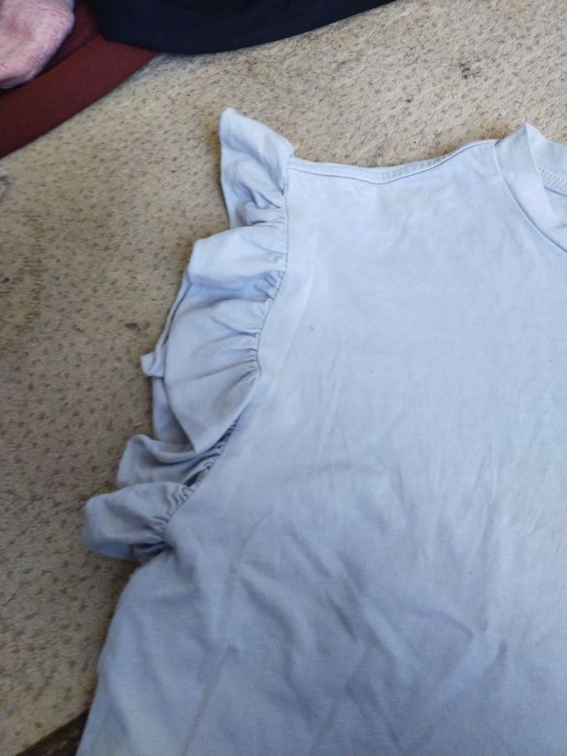 Camiseta Zara volantes azul