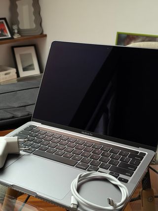 MacBook Pro 13 M2 2022 Plata/q