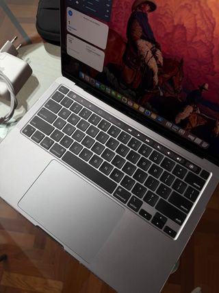 MacBook Pro 13 M2 2022 Plata/q