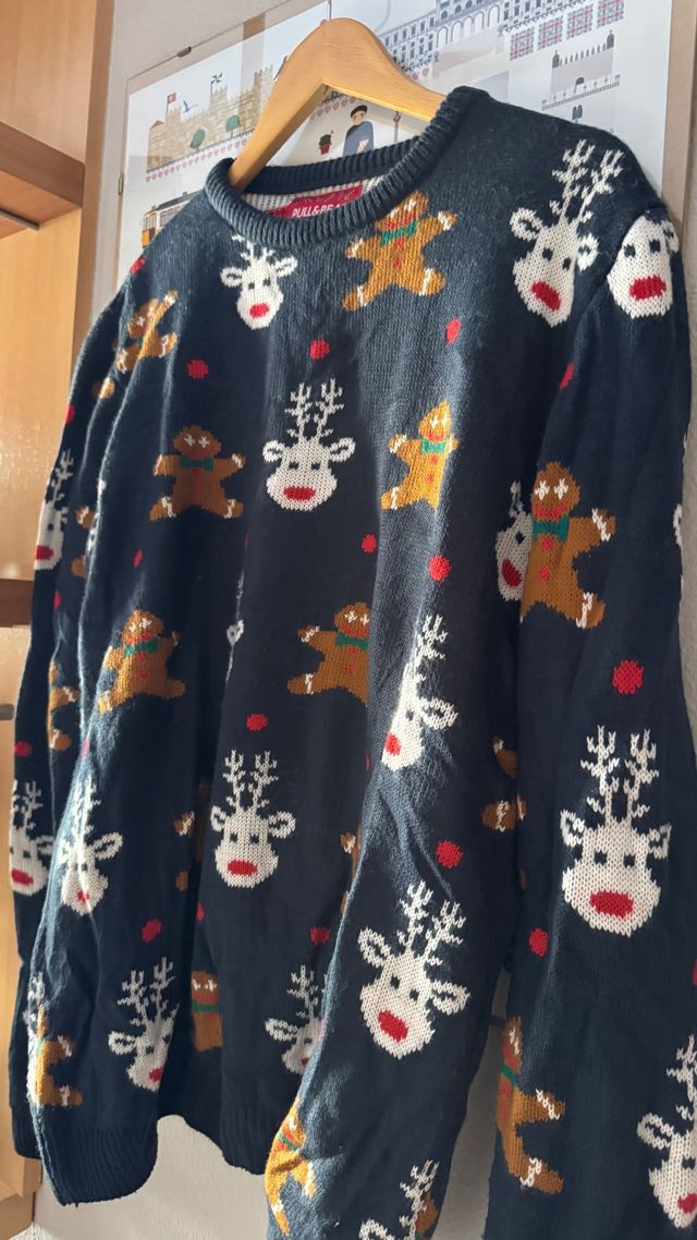 Jersey Navideño Pull&Bear Talla L