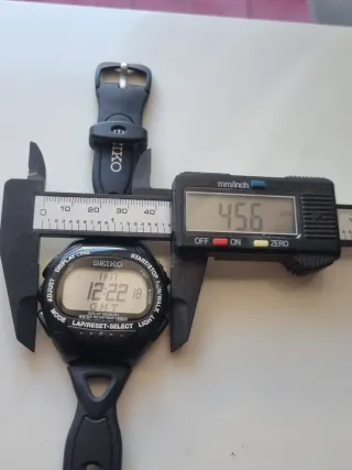 Reloj Seiko Digital Negro